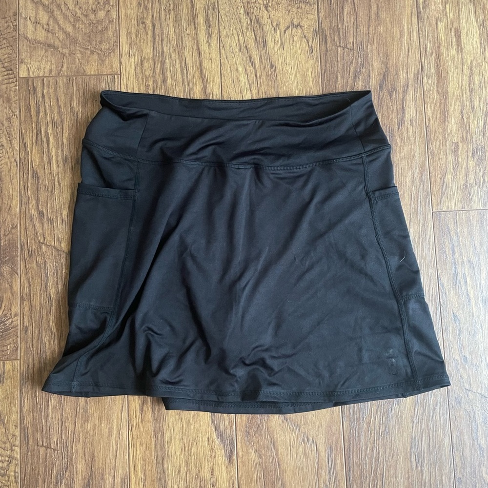 Kavu skort